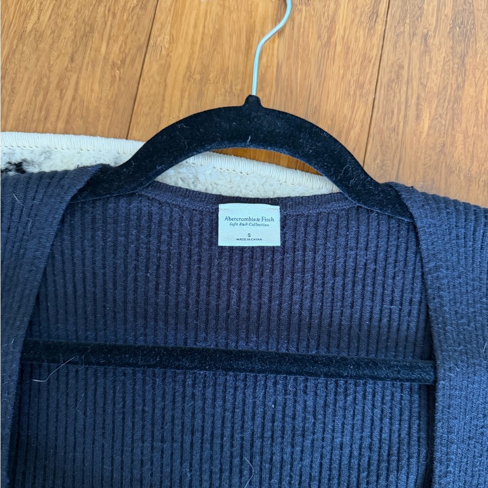 Abercrombie & Fitch Soft Knit Cowl Neck Bodysuit Black - Picture 2 of 3